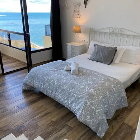 Aloha Playa Апартаменты *